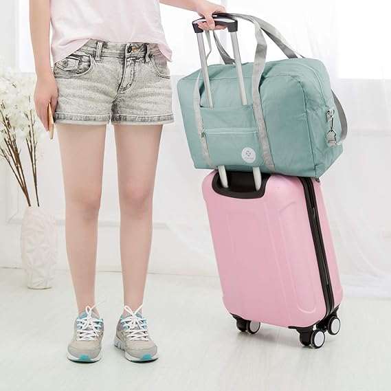 Foldable travel duffel bag